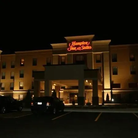 Hampton Inn And Suites Peru-2