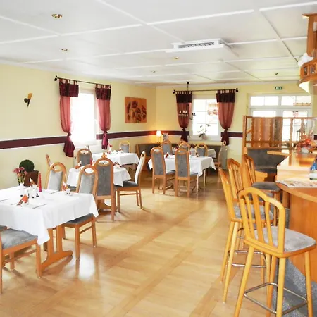 Kastanienhof Hotel Garni-2