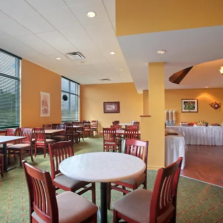 Days Inn By Wyndham Oromocto Conference Centre-2