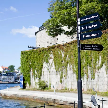 Kastellet Bed & Breakfast-3