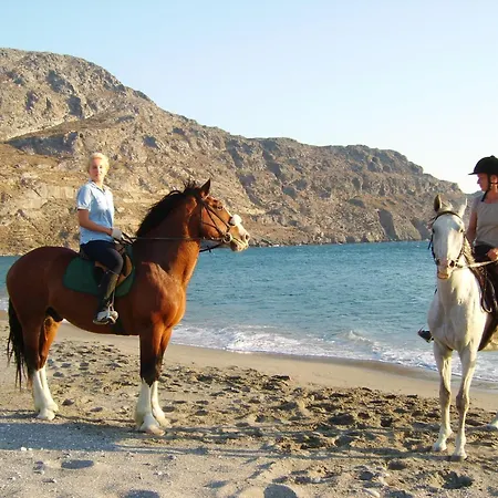 Alianthos Beach Hotel-3