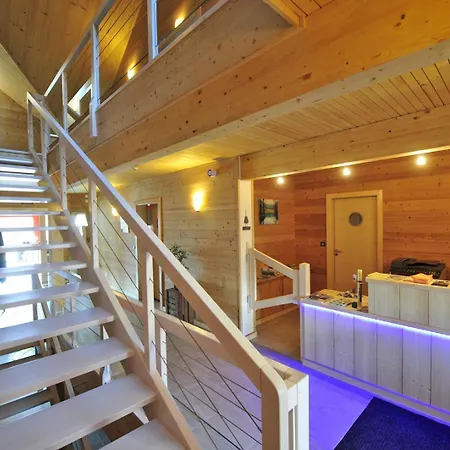 Chambres d'hôtes Couleurs Bois&Spa-2