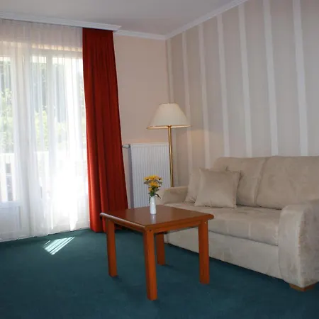 Hotel Pension Bellevue-3