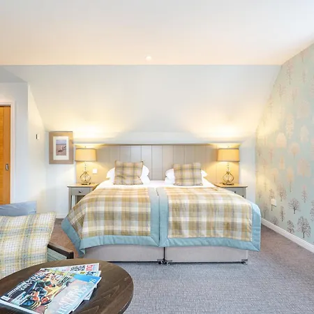 Sandown House-2