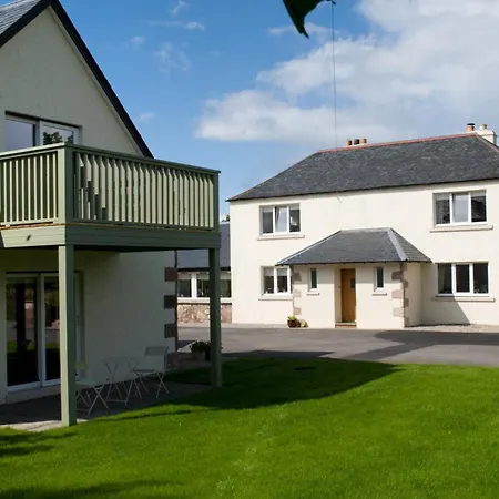 Sandown House-3