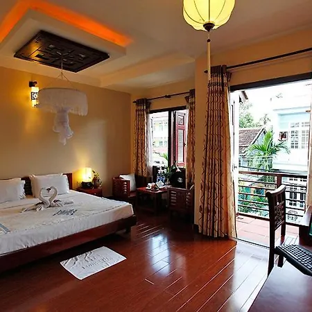 Long Life Riverside Hotel-3