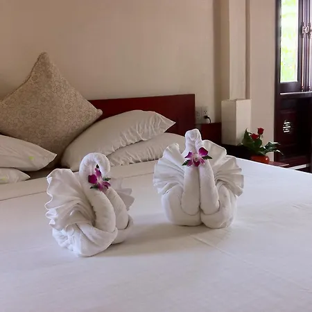 Long Life Riverside Hotel-2