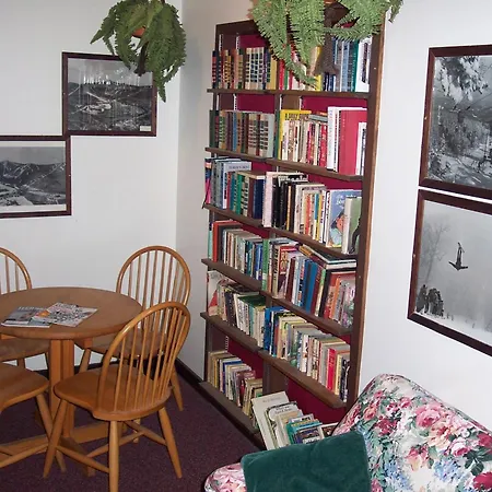 Cascades Lodge-3