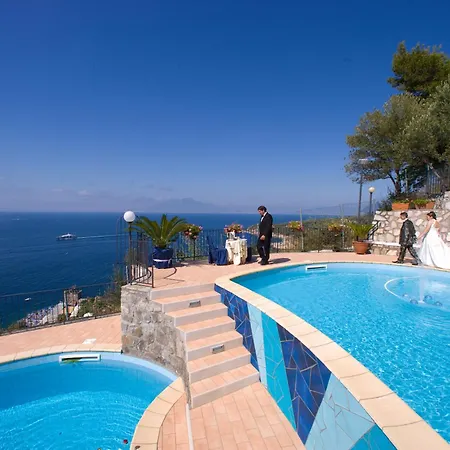 Villaggio Villa Lubrense-3