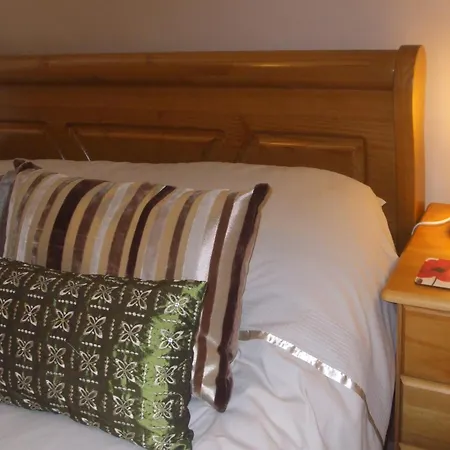 Chiverton House Guest Accommodation-2