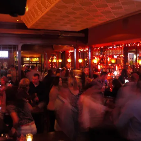 Hearns Hotel-2