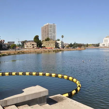 Econo Lodge Oakland Lake Merritt Area-3