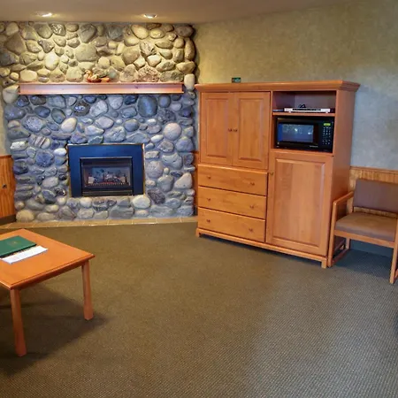 Poulsbo Inn & Suites-3