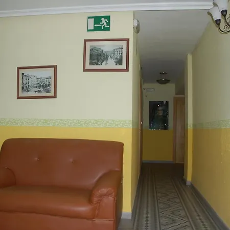 Hostal Residencia Castilla-3