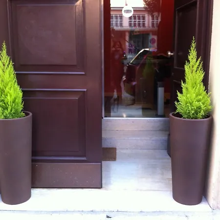 Romeo Design Rooms-3