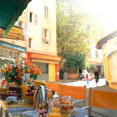 Little Palace-3