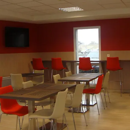 The Originals Access, Hôtel Cholet Gare-2
