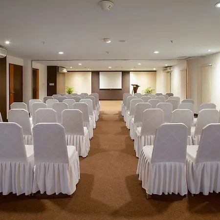 Primebiz Hotel Kuta-2