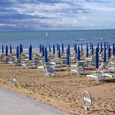 Suite Erica Lignano Hotel-3