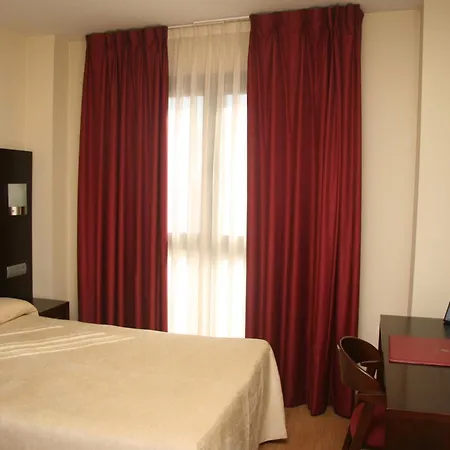 Hotel 44-2