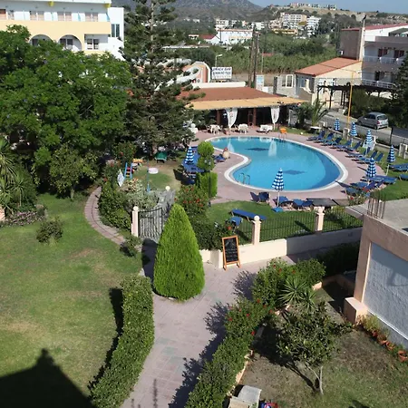 Lyristis Dinos Studios & Apartments-3