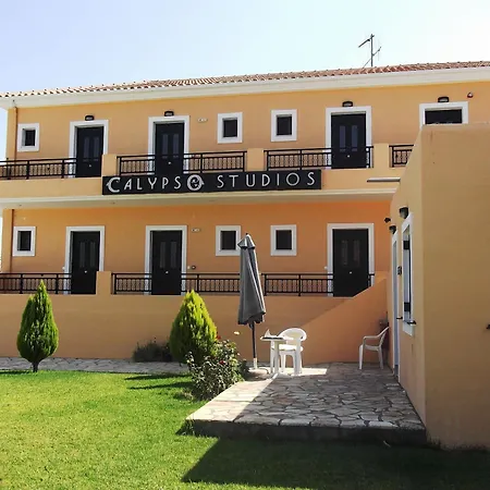 Calypso Luxury Studios-3