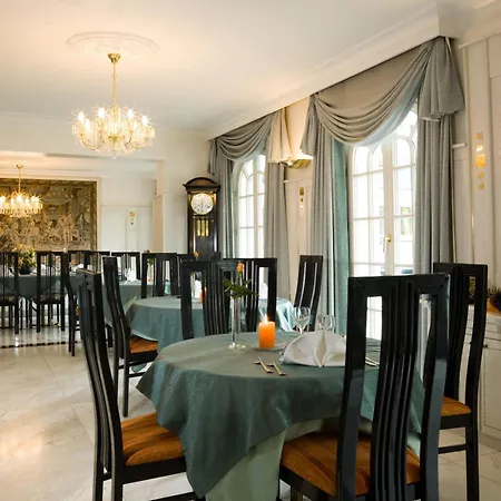 Hotel Sacher-Stoiber-2