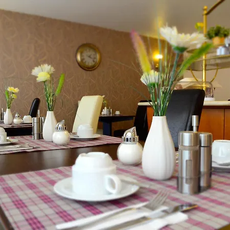 City Hotel Wiesbaden-3