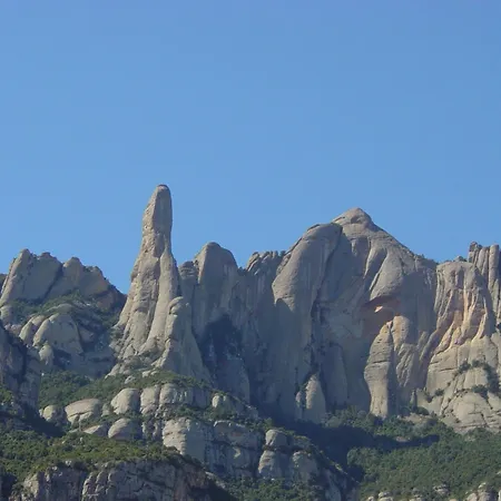 Guilleumes Montserrat-2