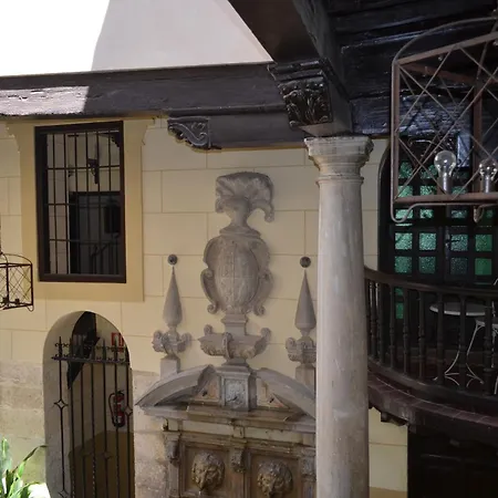 Palacio De Mariana Pineda-2