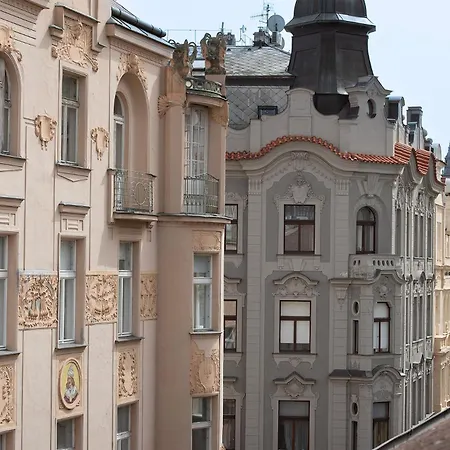 Old Town Residence By Little King-3