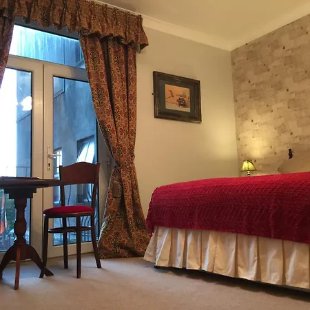 O Donovans Hotel-2