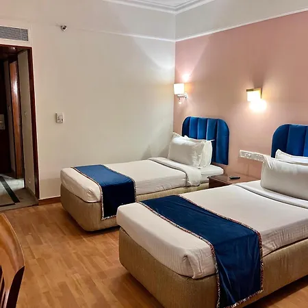 Katriya Hotel And Tower-2