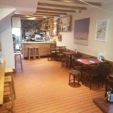 Hostal Forest-3