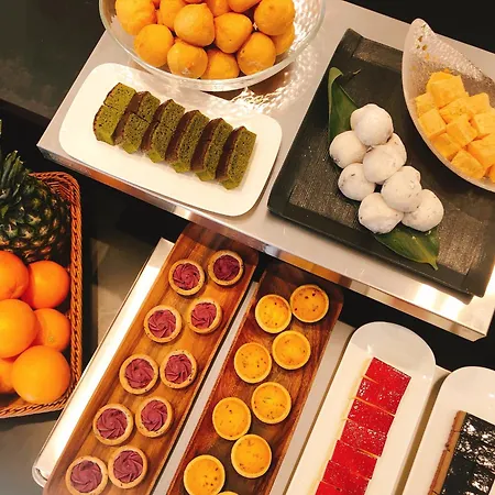 Smile Hotel Premium Osaka Hommachi-3