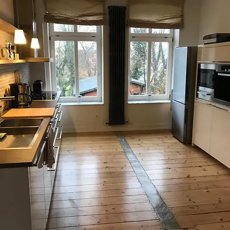 Villa Friedenstraße 11-2