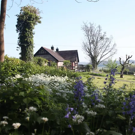 Coombe Lodge Farm House-2