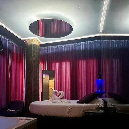 Utopia Alicante - Hotel Boutique Para Adultos-2