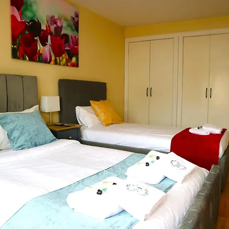 Bridge Street Guest Rooms-3