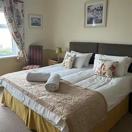 Harbour Lights Guest House Room Only-2