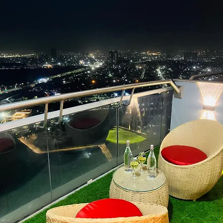 The Luxury Lodge-2