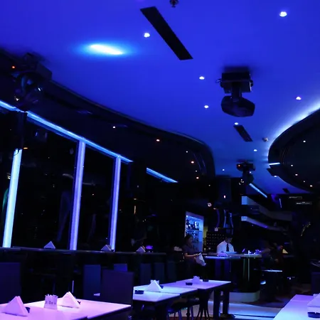 Broadway Hotel-2