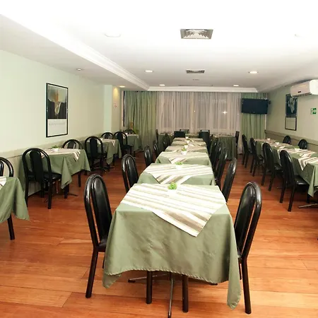 Hotel Plaza Apolo-3