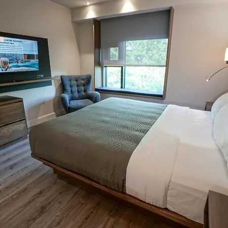 Hotel & Suites Normandin Levis-3