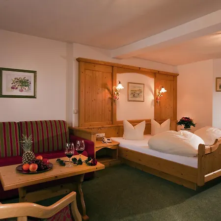Hotel Alpenrose-3
