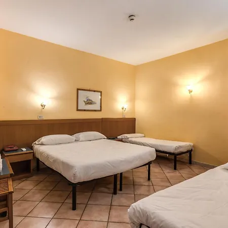 Hotel Pomezia-2