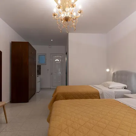 Hotel Villa Basil-3