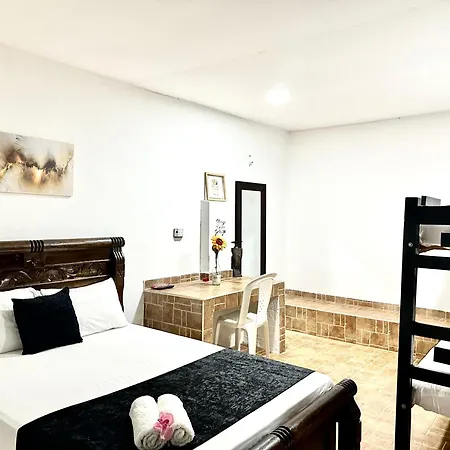 Hostal Casa Aldana-3