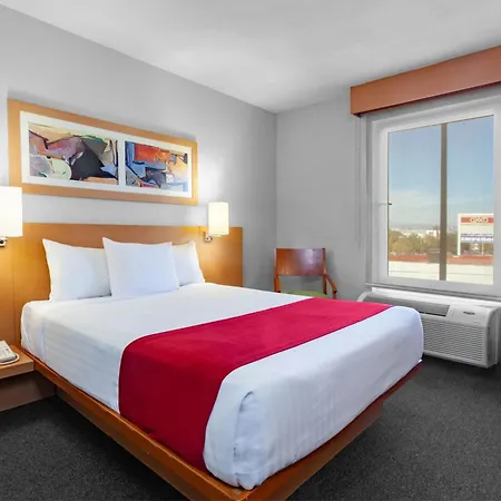 City Express By Marriott Celaya Parque-2