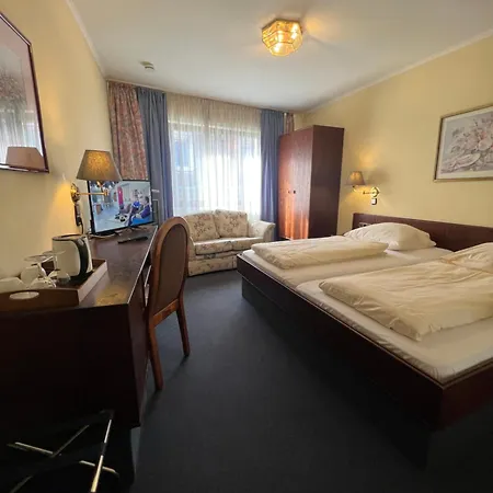 Central Hotel-2